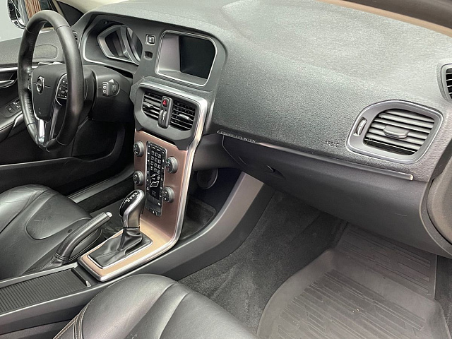 Volvo V40 Cross Country 2017
