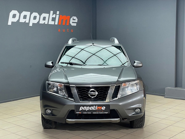 Nissan Terrano 2015