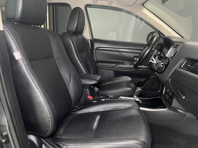 Mitsubishi Outlander 2017