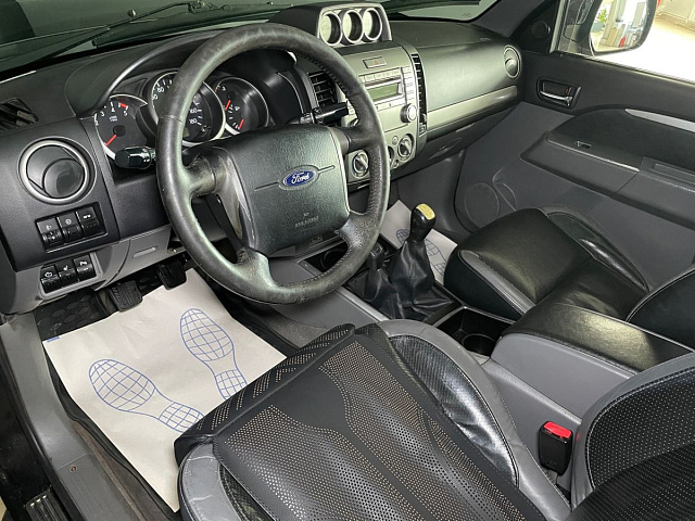 Ford Ranger 2011