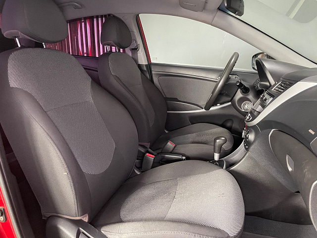 Hyundai Solaris 2013