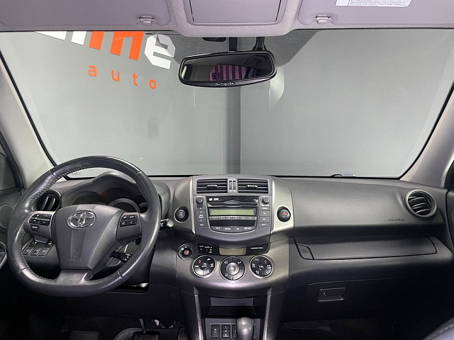 Toyota RAV4 2011