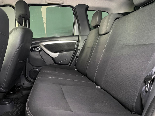 Nissan Terrano 2015