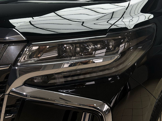 Toyota Alphard 2018