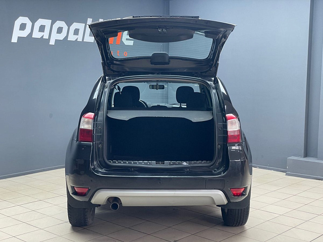 Nissan Terrano 2014