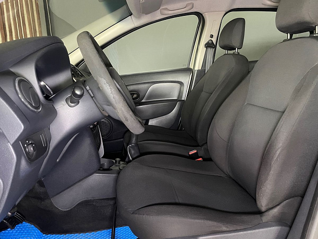 Renault Logan 2014