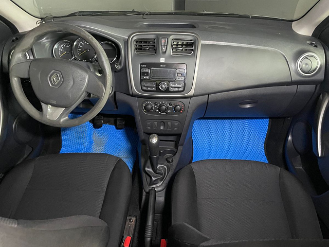 Renault Logan 2014