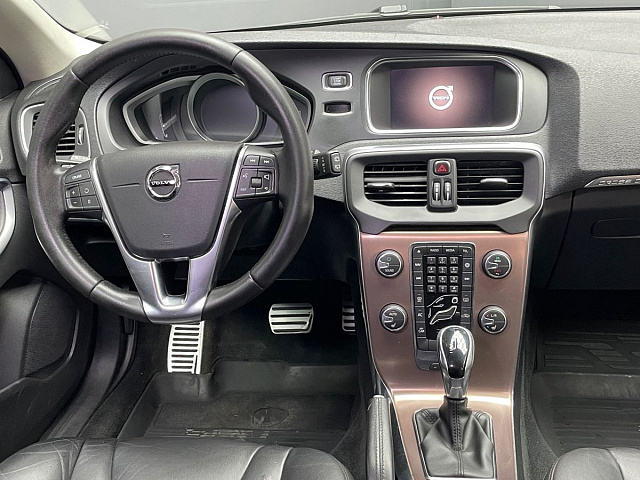Volvo V40 Cross Country 2017