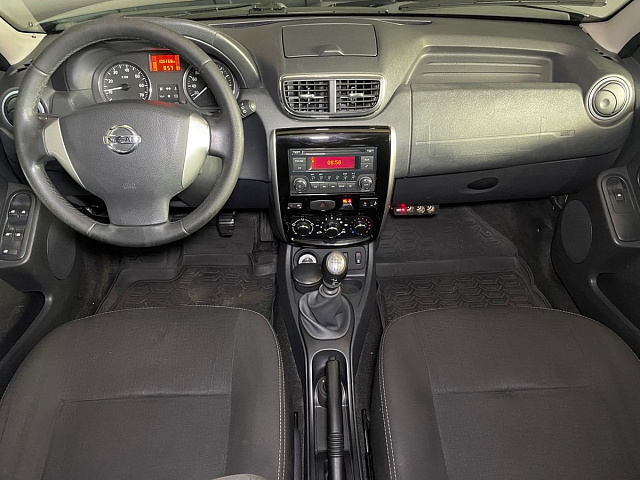 Nissan Terrano 2015