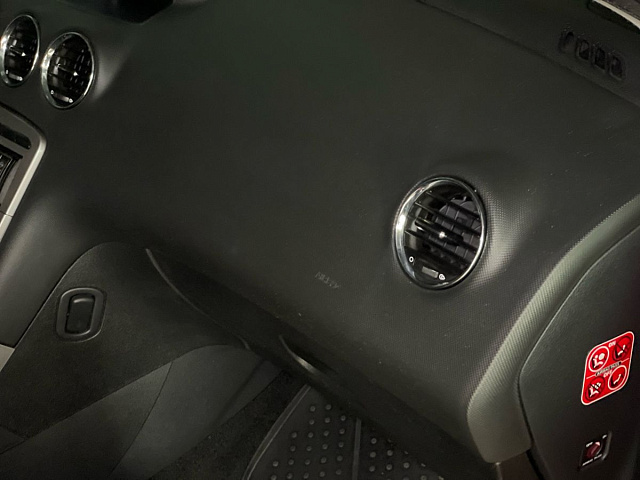 Peugeot 308 2011