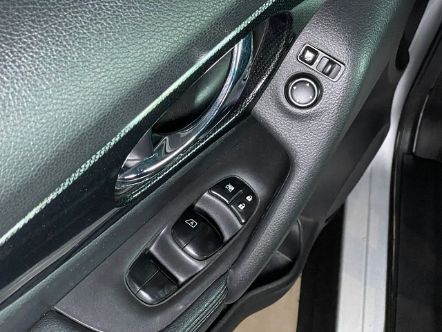 Nissan X-Trail 2015