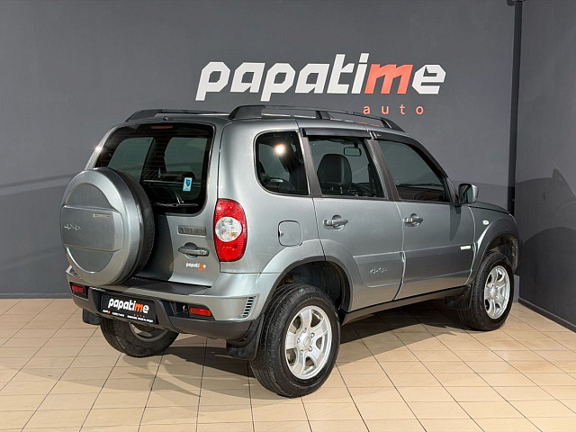 Chevrolet Niva 2013