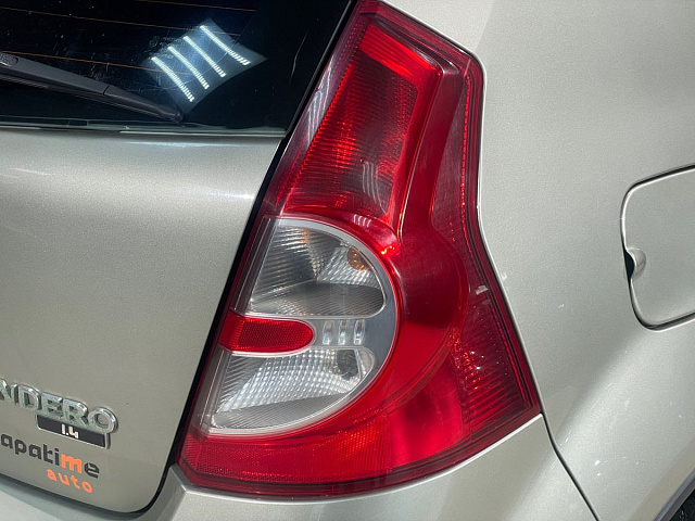 Renault Sandero 2012