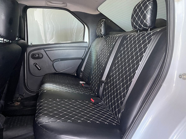 Renault Logan 2013