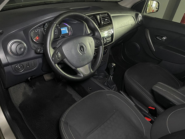 Renault Logan 2018