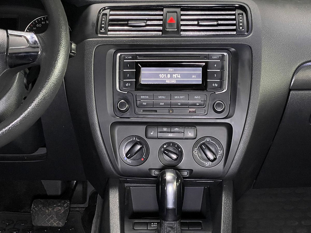 Volkswagen Jetta 2013
