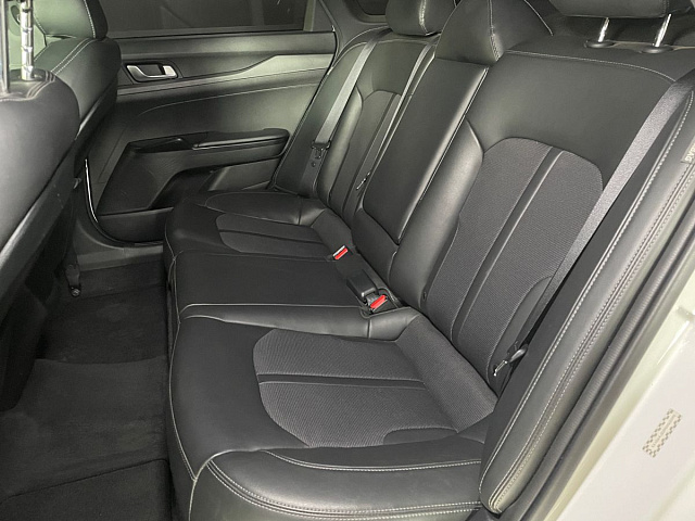 Kia K5 2021