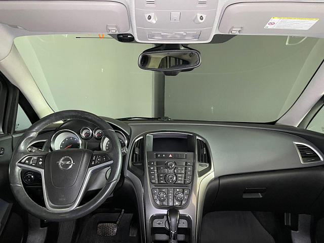 Opel Astra 2013