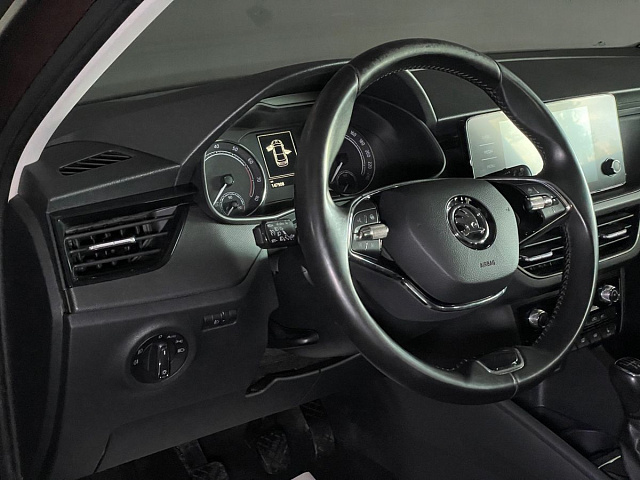 Skoda Rapid 2021