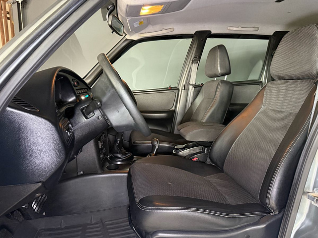 Chevrolet Niva 2013