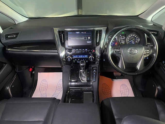 Toyota Alphard 2018