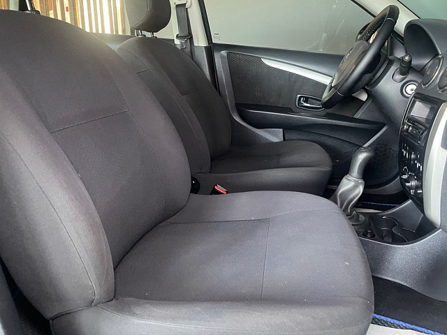 Nissan Almera 2013