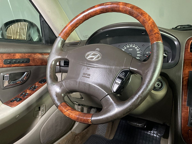 Hyundai XG 2004