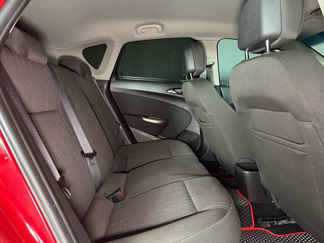 Opel Astra 2011