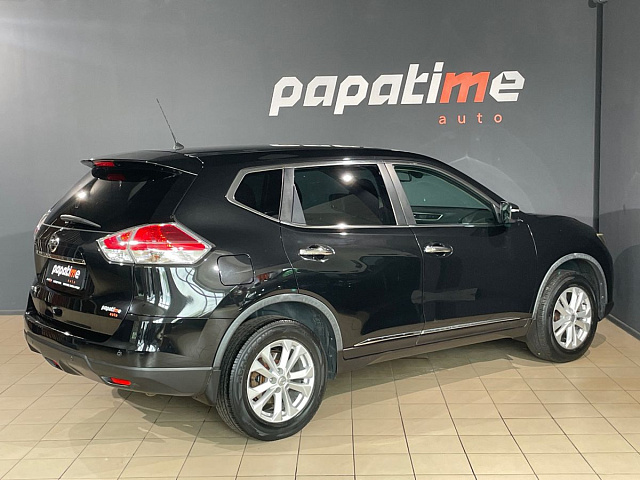 Nissan X-Trail 2015