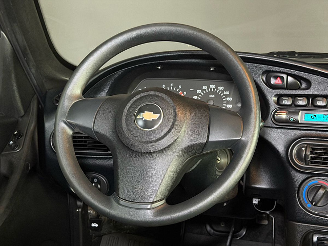 Chevrolet Niva 2013