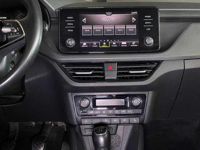 Skoda Rapid 2021