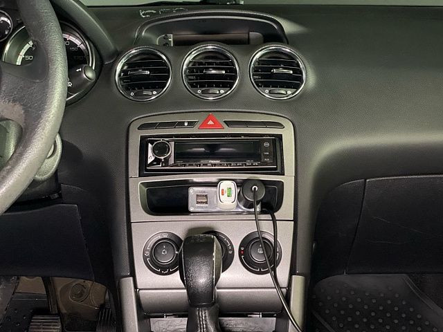 Peugeot 308 2011