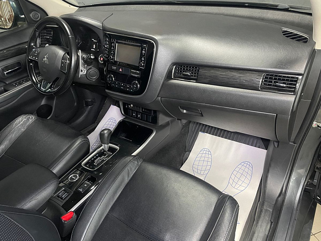 Mitsubishi Outlander 2017