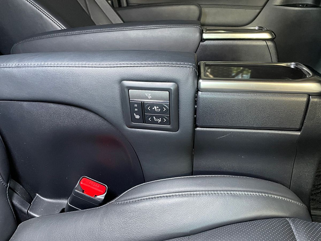 Toyota Alphard 2018