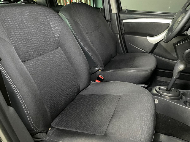 Nissan Terrano 2014