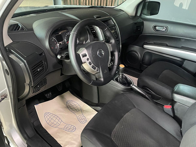 Nissan X-Trail 2011
