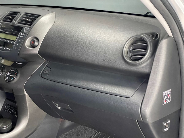 Toyota RAV4 2011