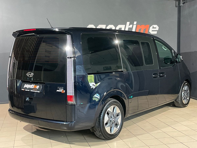 Hyundai Staria 2021