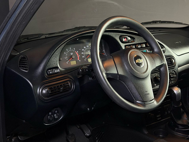 Chevrolet Niva 2013