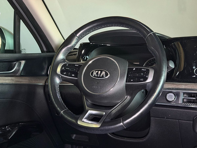 Kia K5 2021